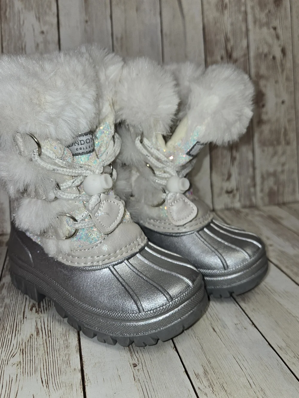 London Fog Girls Size 7M Silver Glitter Faux Fur Winter Snow Boots